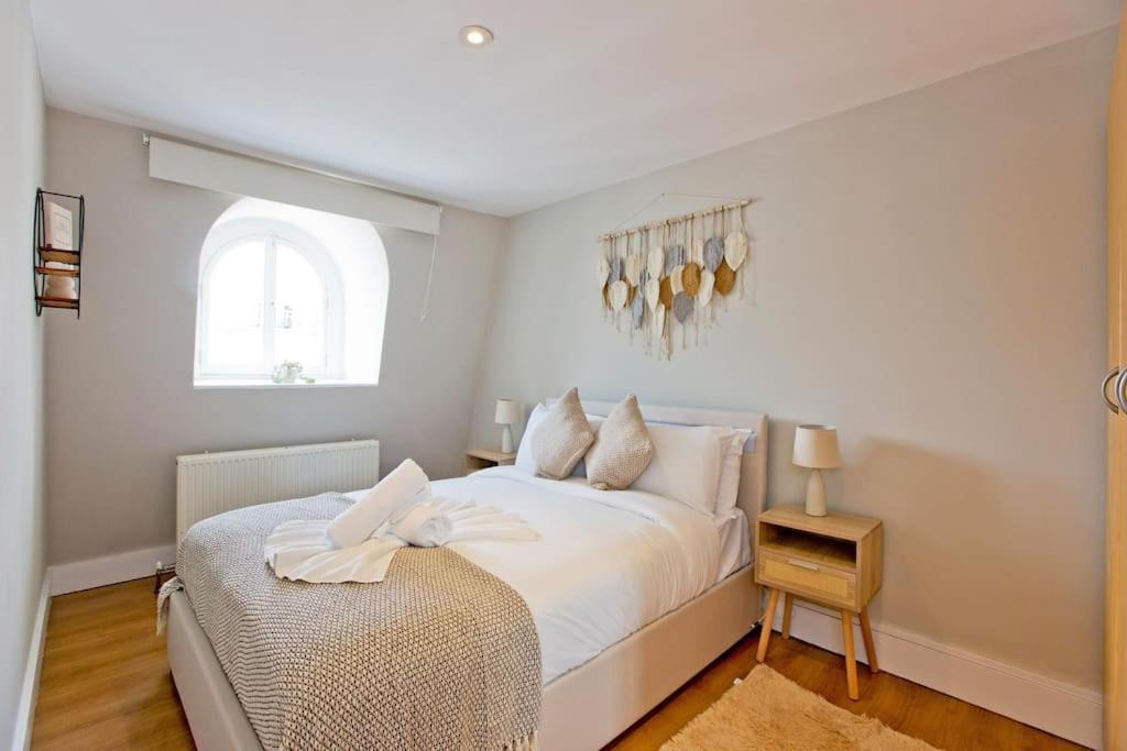 Appartement Imperial Hogarth Road -4th Floor Londen